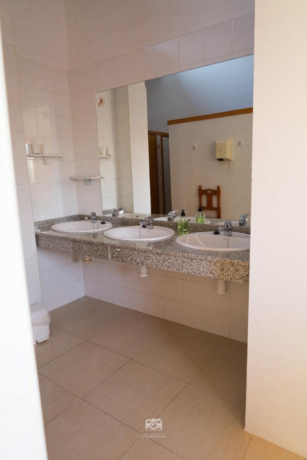 Hospedium Dlj Hostal Ben Nassar Arjona ภายนอก รูปภาพ