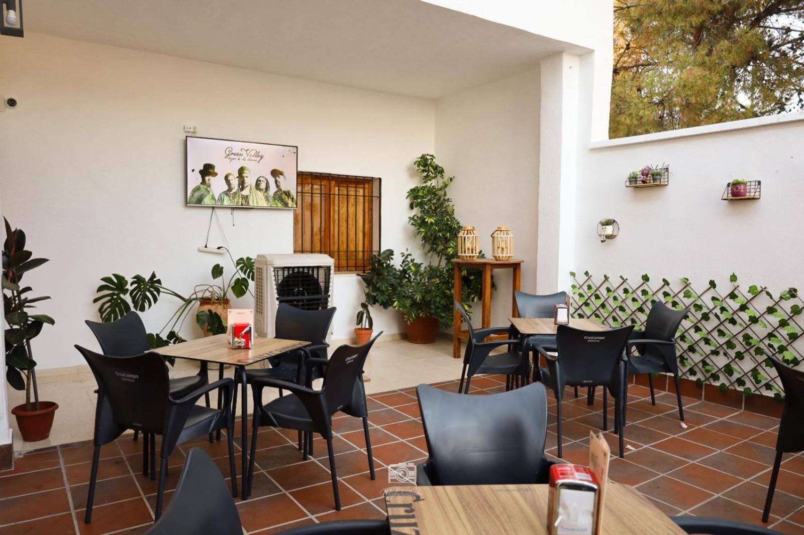 Hospedium Dlj Hostal Ben Nassar Arjona ภายนอก รูปภาพ