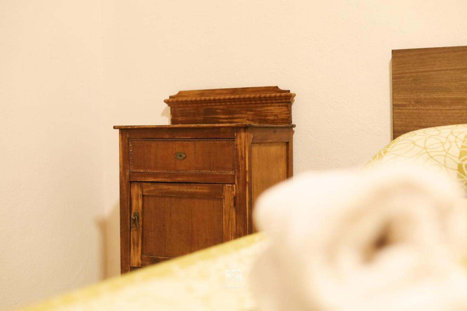 Hospedium Dlj Hostal Ben Nassar Arjona ภายนอก รูปภาพ
